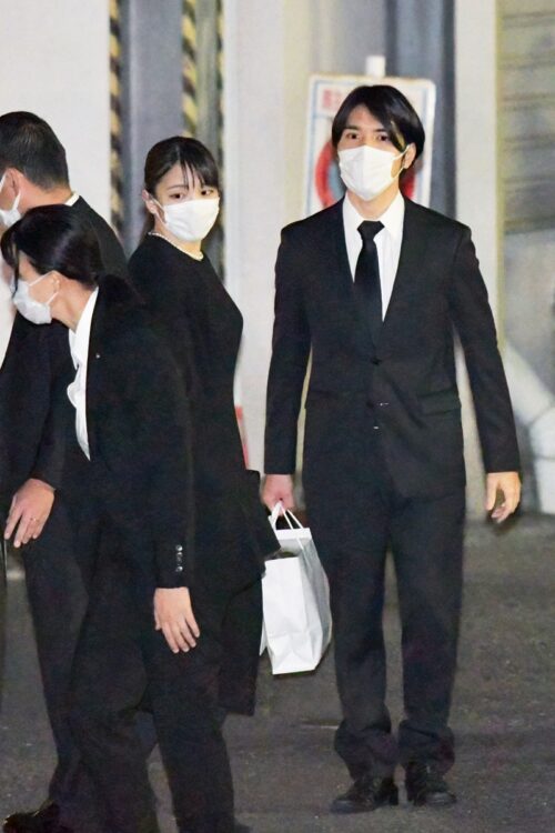 紀子さまが憔悴 眞子さん結婚に続いて父が死去 小室圭さんは斎場まで参列 Newsポストセブン