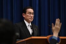 岸田総理は選挙戦へと向かっていく（写真／JMPA）