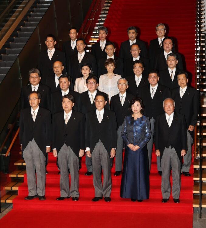 岸田内閣も高齢（写真／JMPA）