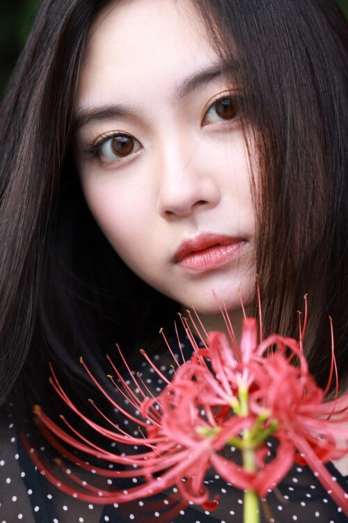 謎の美女