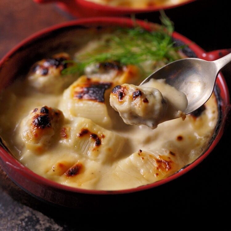 ひがた美人を使った「白みそのクリームかきグラタン」