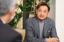 「近年の男性化粧品はかなり細分化されてきた」と話すマンダムの西村社長