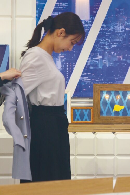 宇垣美里アナの別カット(写真/ロケットパンチ)