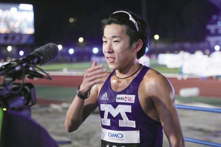 予選会では日本人全体2位の好走をみせた加藤大誠（3年）。「競走部では珍しい目立ちたがり屋で、おちゃらけキャラです」と入野記者（撮影／内海裕之）