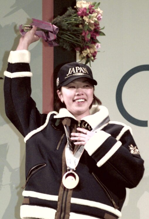 1998年の長野五輪で金メダルを獲得したスキー・モーグルの里谷多英（写真／共同通信社）