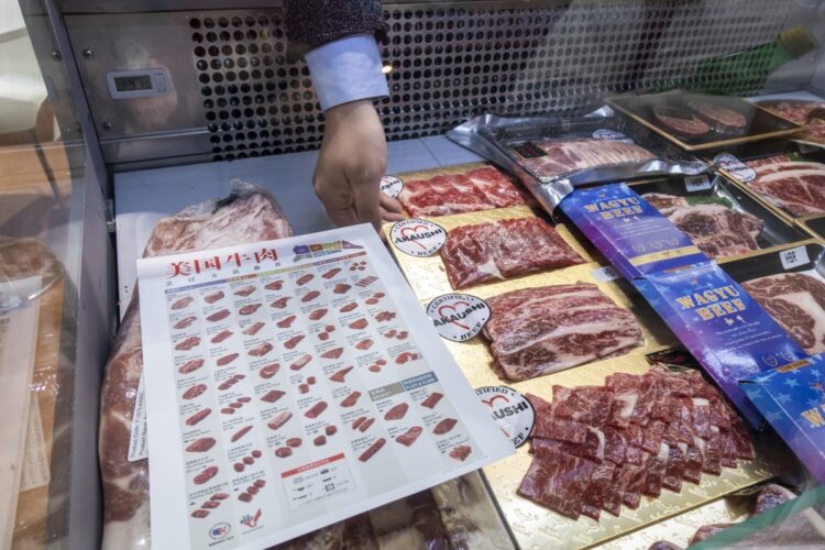 年間の牛肉消費量が800万トン近い中国は輸入牛肉も急増中。2007年に4000トン弱だったのが2017年には67万トン超となり、和牛も人気（イメージ、Imaginechina/時事通信フォト）