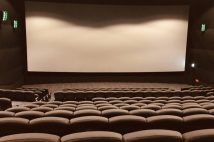 「追加料金の価値あり」 利用者が語る「映画館の特別シート」で味わえる贅沢