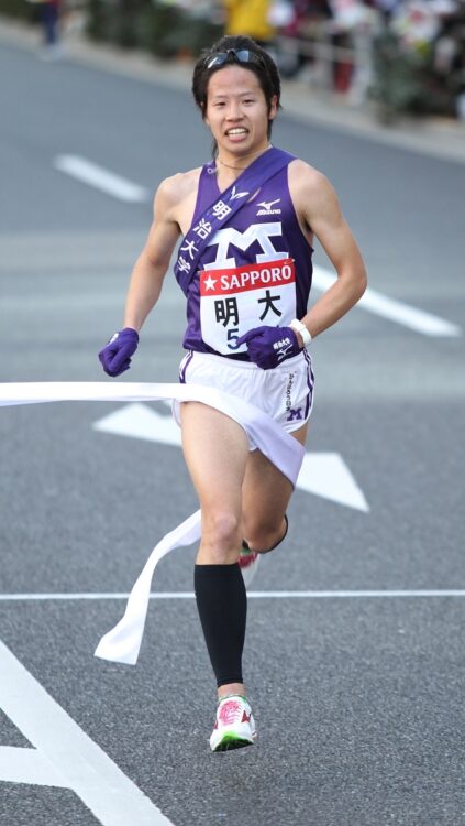 国内メーカーでもチョコチップの付いた薄底が主流だった（写真は2012年の箱根）