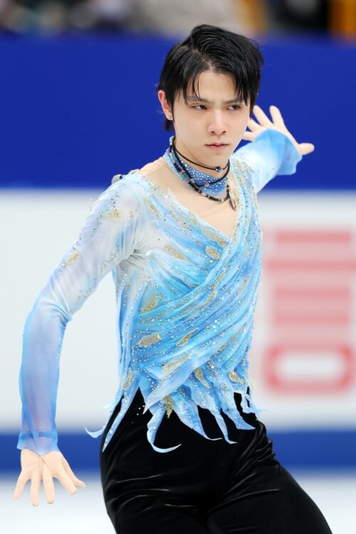 羽生結弦 「日本貸切ホテル」で徹底管理 コーチ不在で挑む4回転半