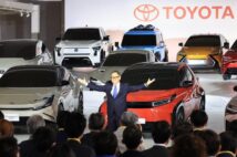 トヨタのEV参入 強みは「夢の全固体電池」と「専用プラットフォーム」