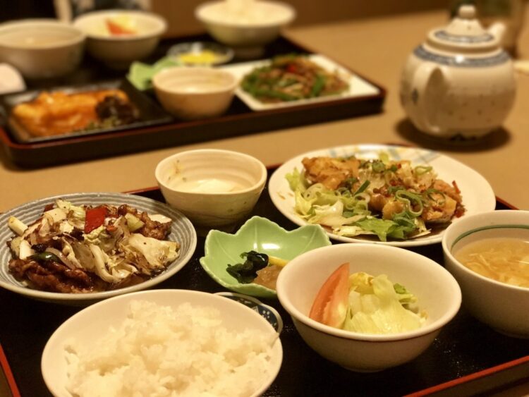 定食やビュフェなど大衆向けの中華料理店が増えている（イメージ）