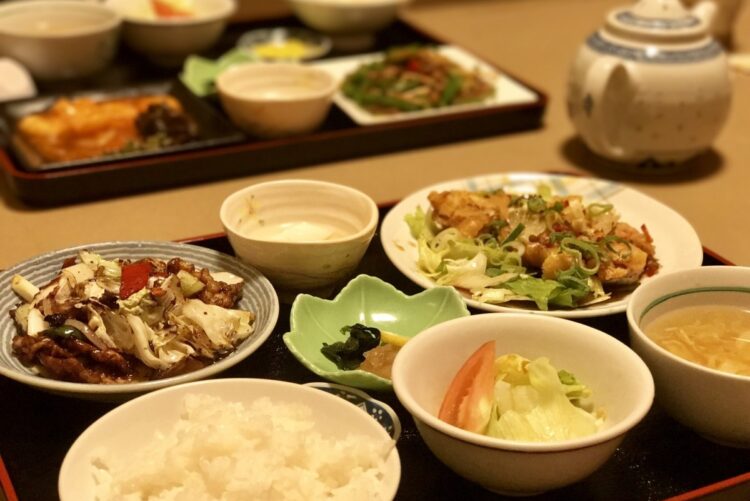 定食やビュフェなど大衆向けの中華料理店が増えている（イメージ）