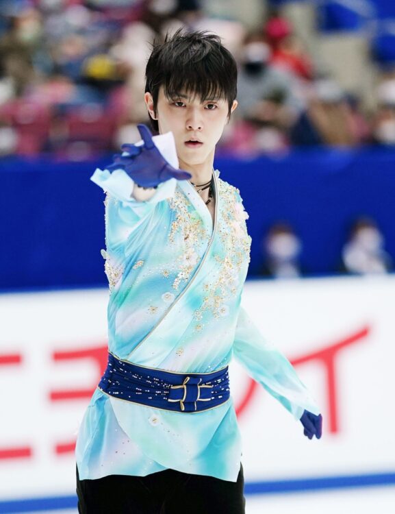 羽生結弦のあまりの人気ゆえにメディアの扱い方に疑問の声も（共同通信社）