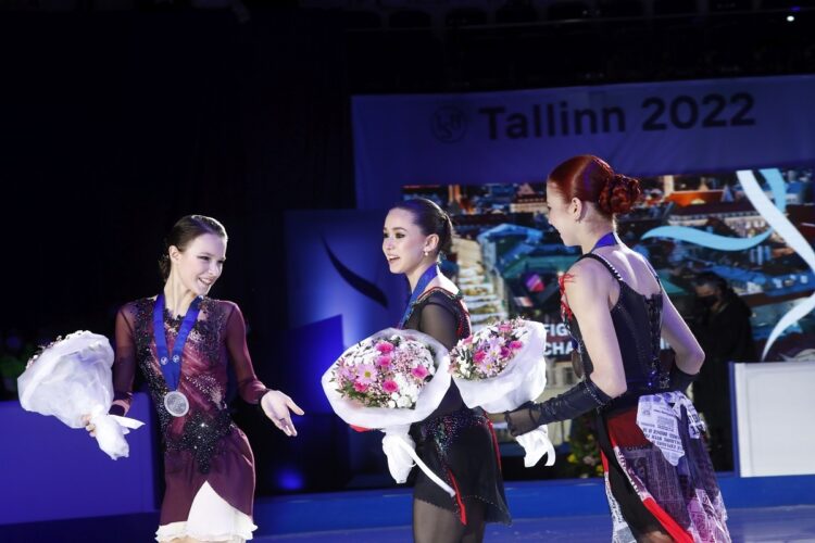 北京でもメダル独占なるか。女子4回転時代を牽引するロシアのシェルバコワ、ワリエワ、トルソワ（欧州選手権、時事通信フォト）