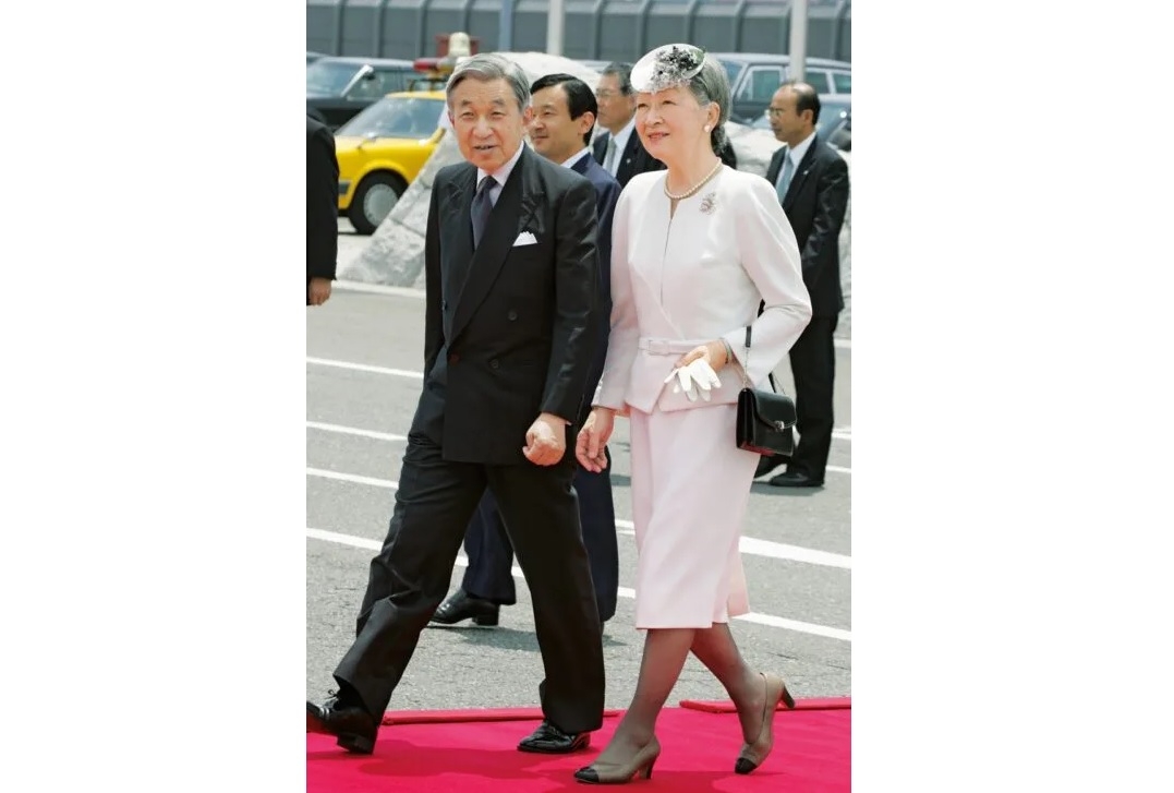 着こなし 装飾品 色使い 上皇后美智子さまに学ぶ 本物の上品さ Newsポストセブン 着こなし 装飾品 色使い 上皇后美智子さまに学ぶ 本物の上品さ Newsポストセブン