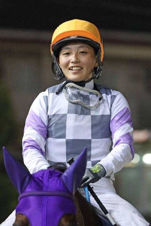 新人の移籍は異例