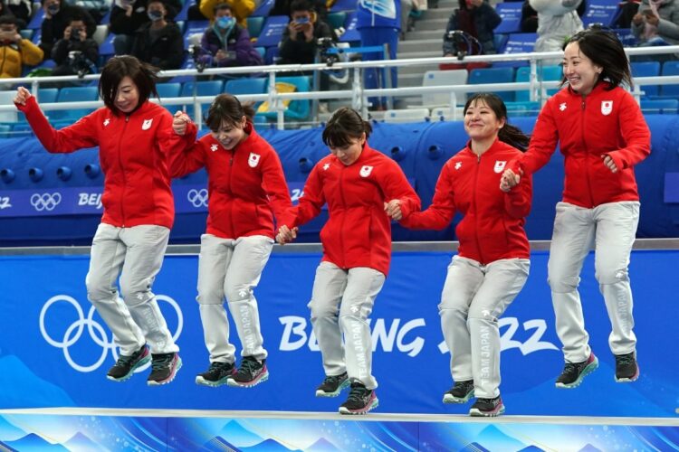 史上初銀メダルの快挙を果たしたカーリング女子（PA Images/時事通信フォト）