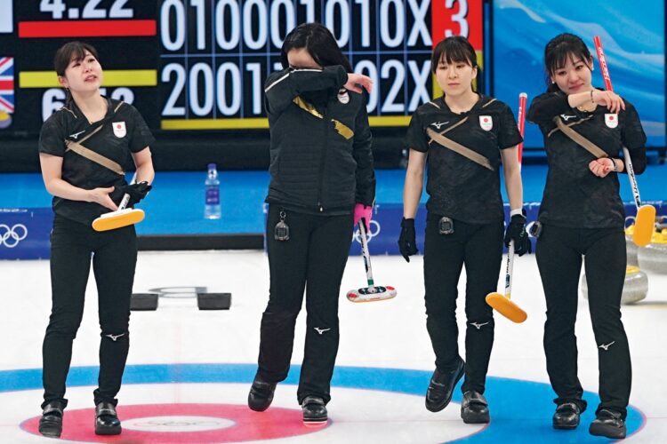 試合直後には全員が涙（写真／アフロ）