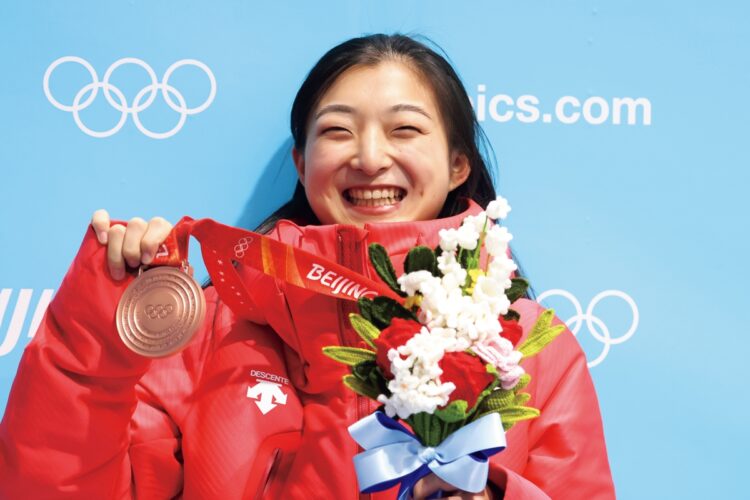 浅田真央以来のメダル獲得となった（写真／アフロ）