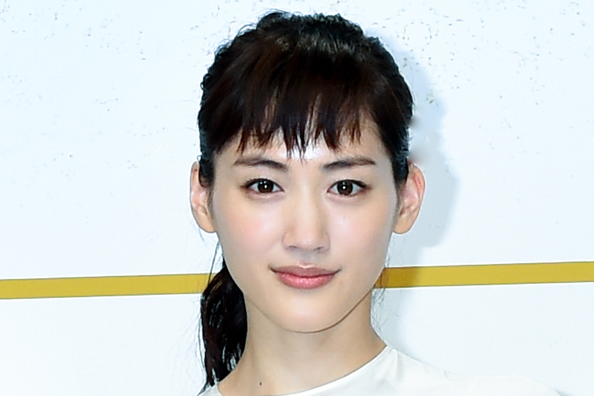 綾瀬はるか母が被害、巨額投資トラブルは法廷へ 当事者が口にした