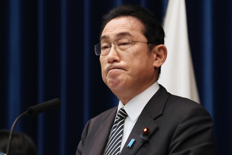 岸田文雄・首相も事態収拾に動いたが…（時事通信フォト）