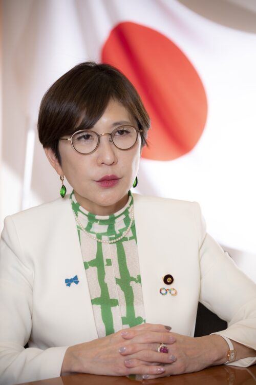 稲田朋美氏にノンフィクションライターの常井健一氏がインタビュー