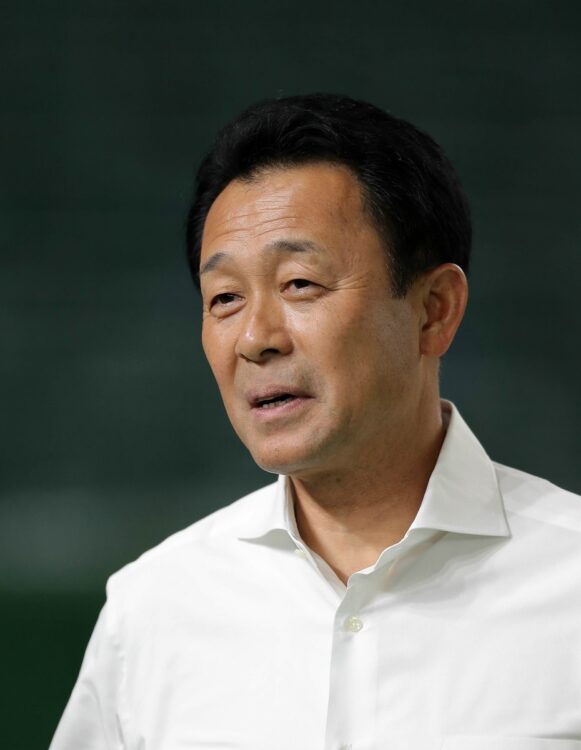 「バントの神様」川相昌弘（時事通信フォト）