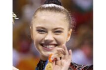 プーチン氏の新愛人候補に50歳年下の美女五輪メダリスト　識者が指摘
