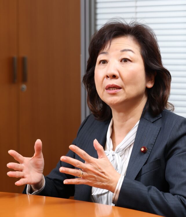 野田聖子・子ども政策担当相にノンフィクションライターの常井健一氏がインタビュー