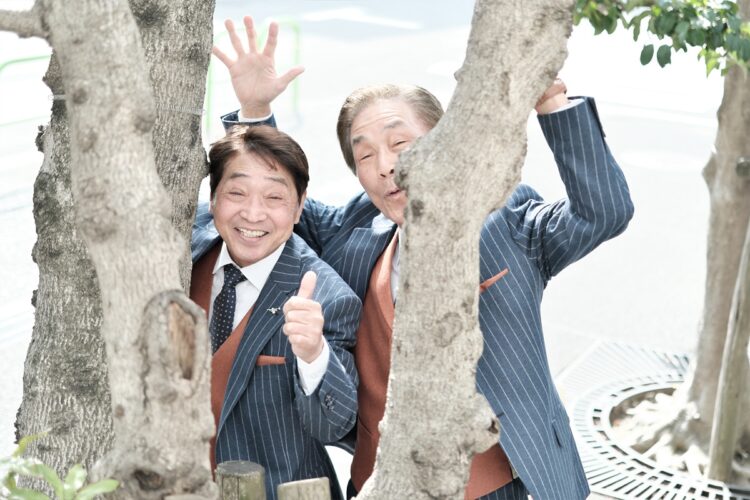 「運命やね」チャンスをつかんだおぼん・こぼん（写真：小倉雄一郎）