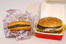 マクドナルド、値上げで逆に際立つ「価格据え置きメニュー」のお得感