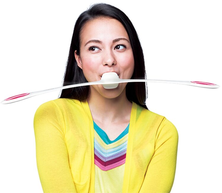 話題の小顔アイテムを紹介