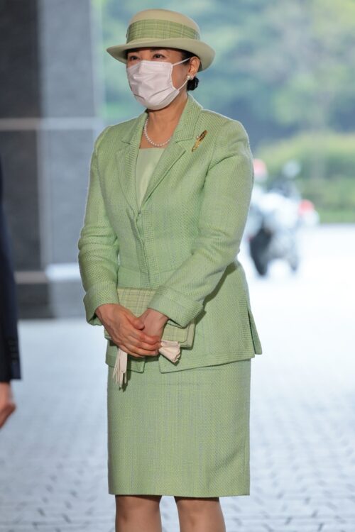 天皇陛下と公務に臨まれる雅子さま（写真／JMPA）