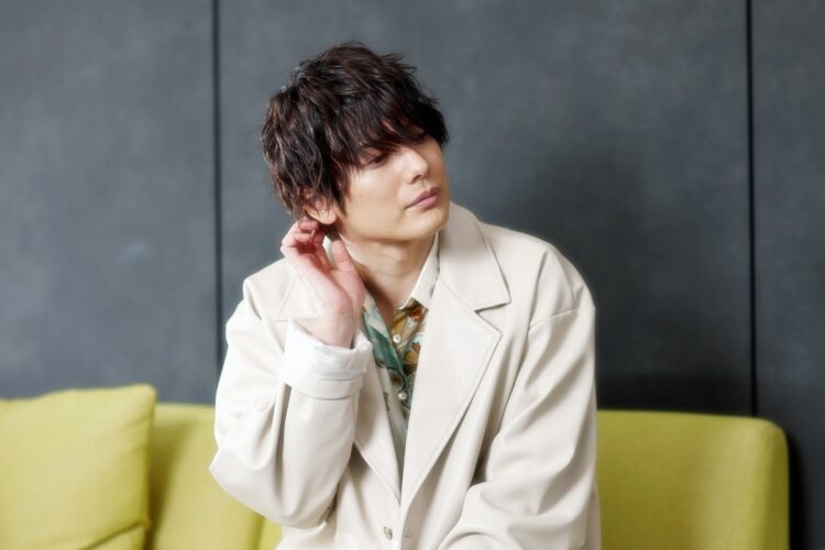 東京・大阪でライブを行う。