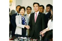 2017年「希望の党」合流騒動再来か(時事)