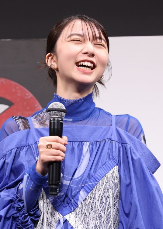 石田ゆり子姉妹のようになるか