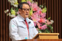 トヨタ・豊田章男社長がかつてエンジン音とともに贈った入社式の名スピーチ