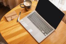 電気代の節約だけじゃない「昼間は照明を消す」生活のメリット