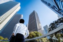 転職活動でテレワークの有無を「気にしない」が6割 注意すべき落とし穴も