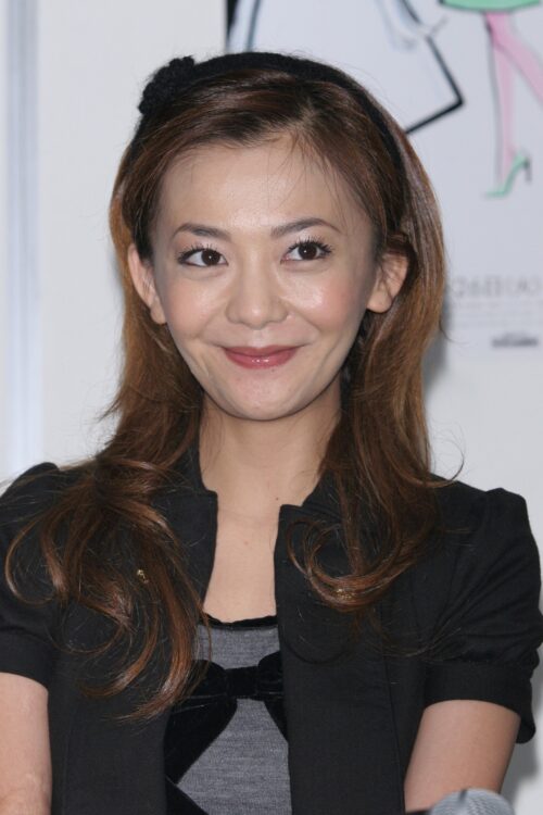 華原朋美（2006年）