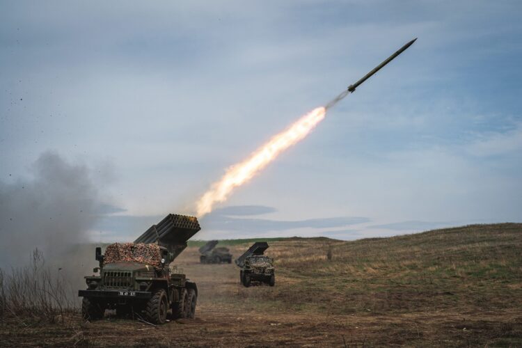 多連装ロケット砲Grad（写真【5】＝Reuters／AFLO）