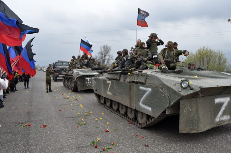 ロシア軍の侵攻は続く（写真／SPUTNIK＝時事）