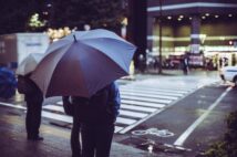 違和感ある?ない? 他人に「お父さん」「お母さん」と呼びかける是非