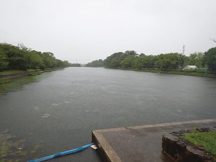 6月から本格運用する佐賀城公園の濠