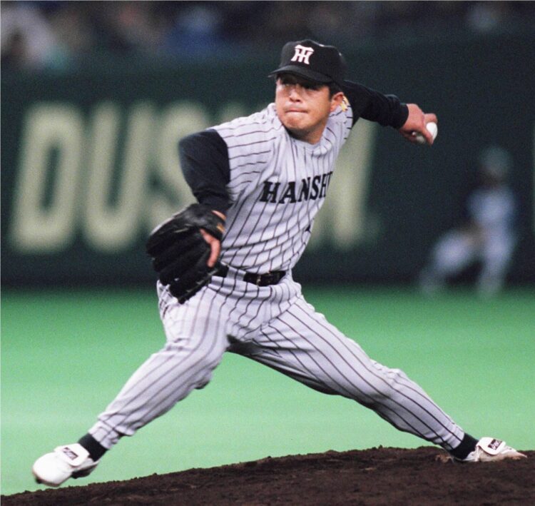 投手から野手に転向し、さらに投手に再転向した遠山獎志は松井秀喜キラーとして有名（時事通信フォト）