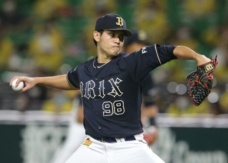 根尾と同じく野手から投手に転向した張奕は、現在中継ぎ投手として活躍中（時事通信フォト）