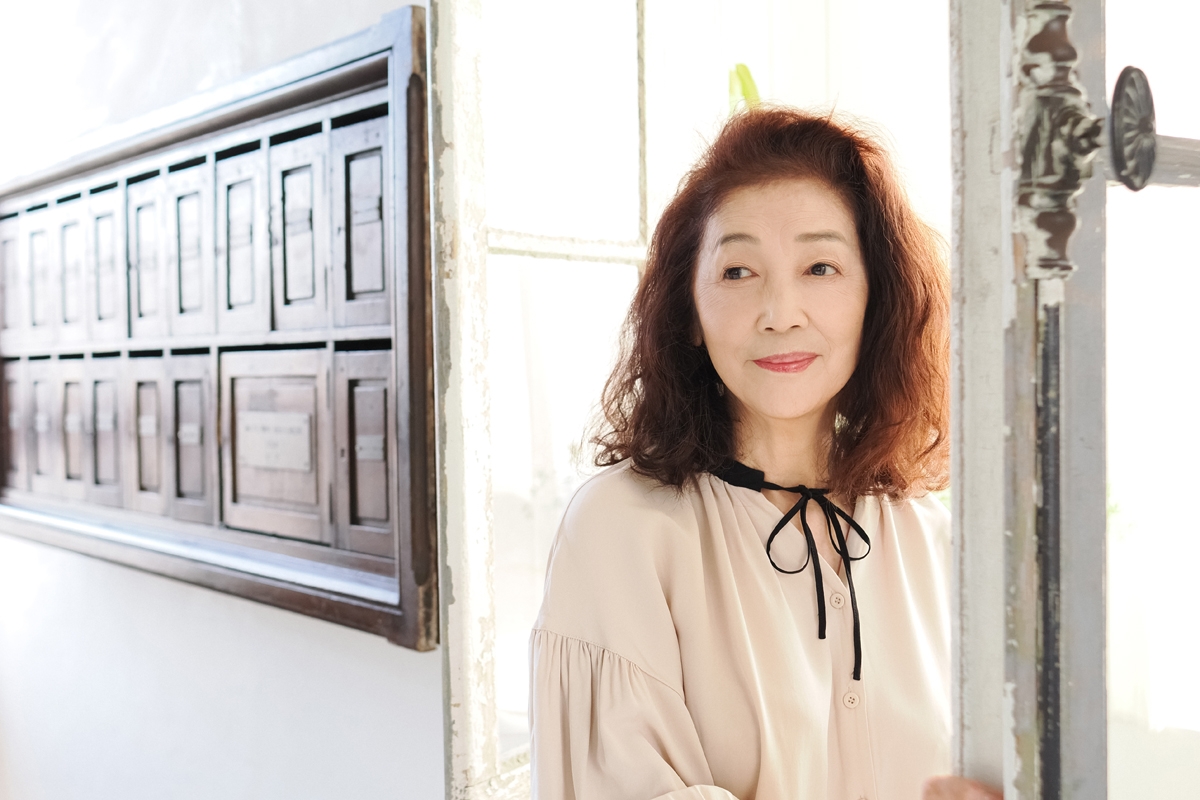 還暦古稀熟女下着姿 70歳でセクシーグラビア披露の児島美ゆき、未掲載カット特別公開「元気づけられたら」｜NEWSポストセブン