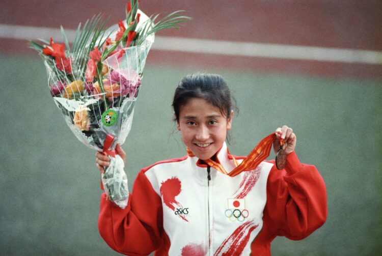 1990年、中国・北京で行われたアジア競技大会では陸上女子10000mで3位の走りを見せた（時事通信フォト）