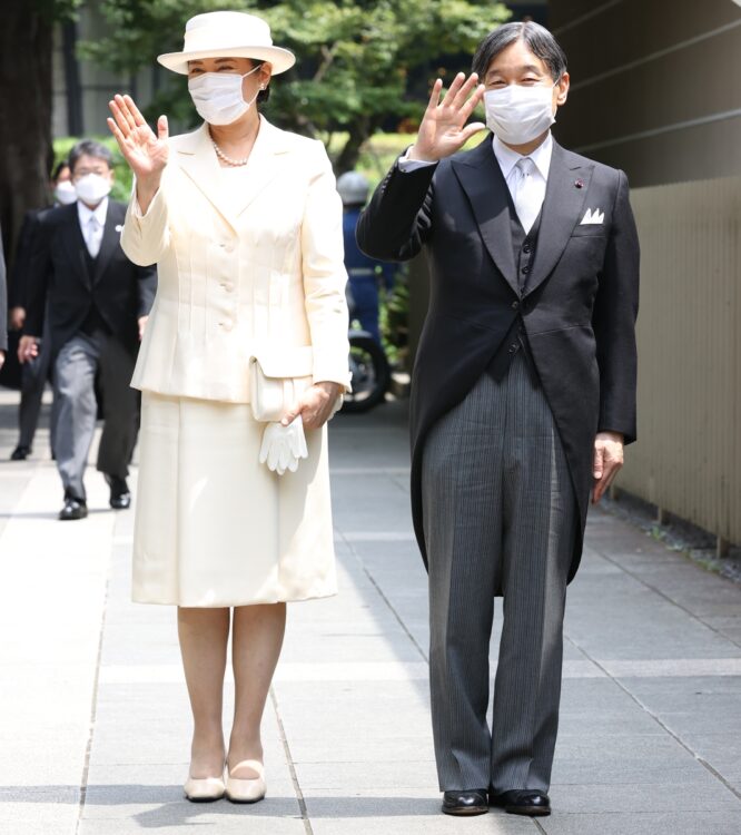 続くお出ましもお揃いで(撮影/JMPA)