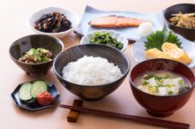 「朝食を純日本風に」「追い焚きしない」…値上げラッシュに打ち克つ食費&光熱費の節約術